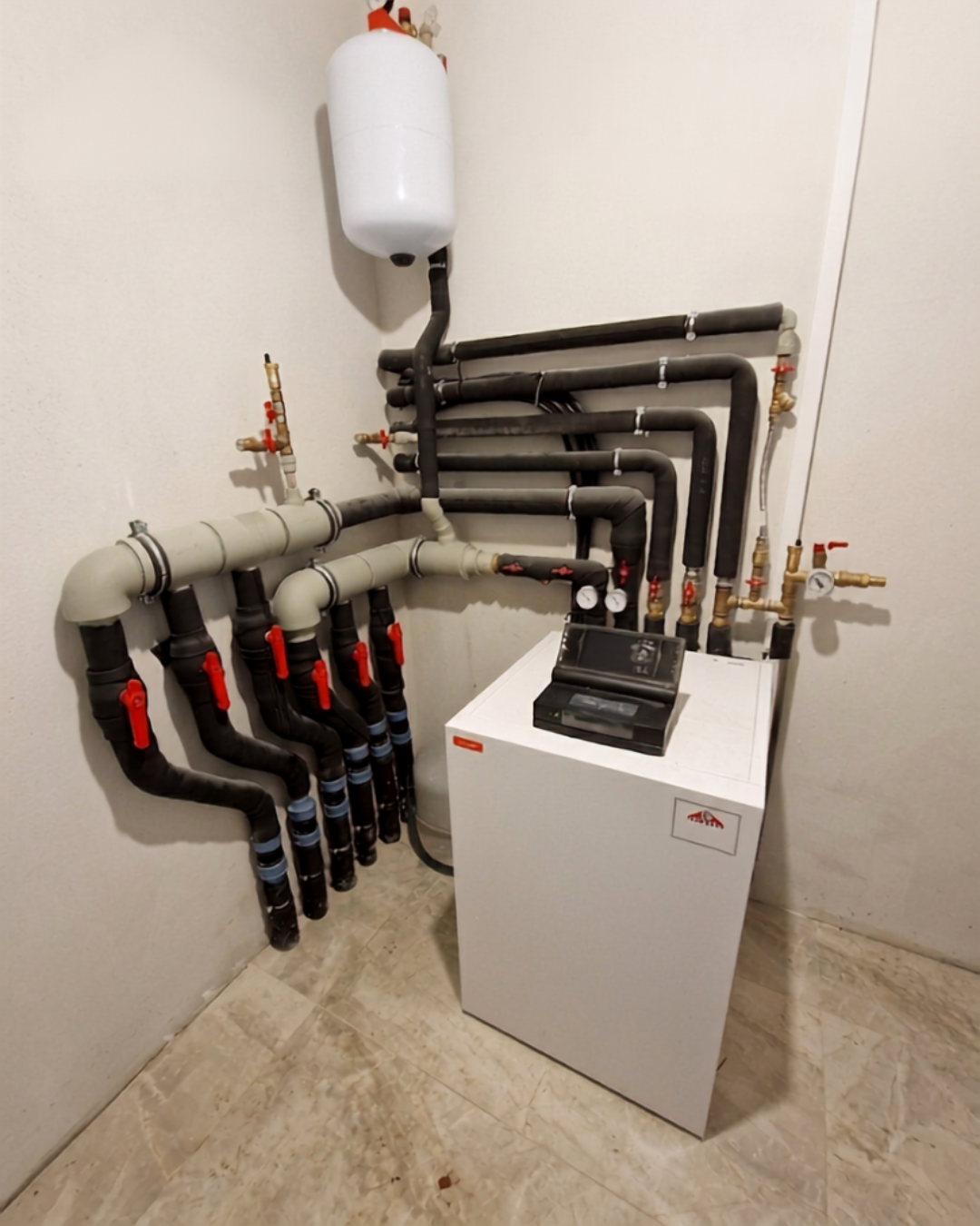 Montaż pompy ciepła — instalacja hydrauliczna